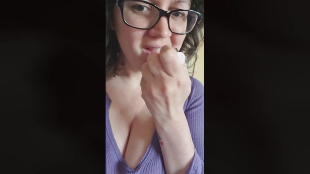 VikyPink  19-04-2022